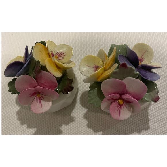 2 Aynsley Fine Bone China Hand Molded/Painted Pansies - Picture 2 of 5